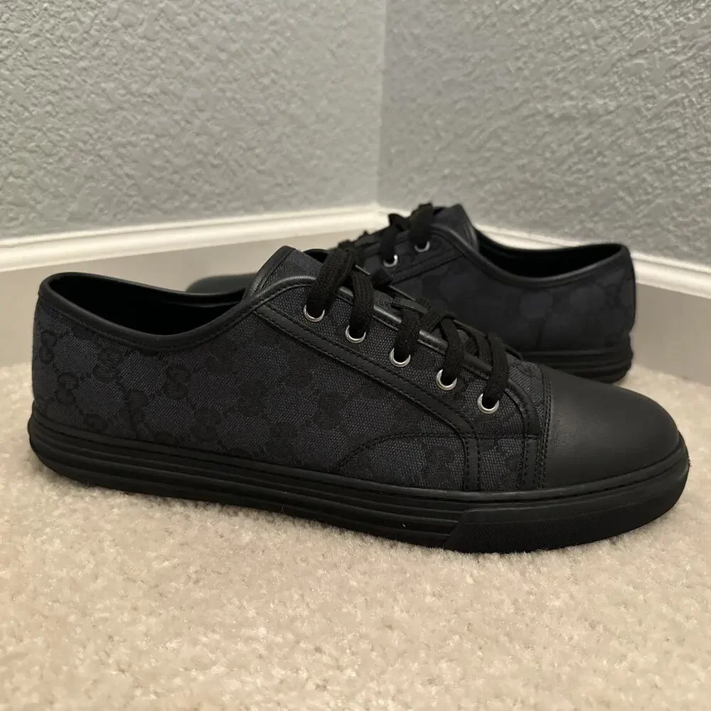 AUTHENTIC GUCCI GG CANVAS LOW TOP SNEAKERS 426189 GG 10 (fits USA 11)